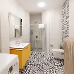 Karlion Palace Taksim Apartment